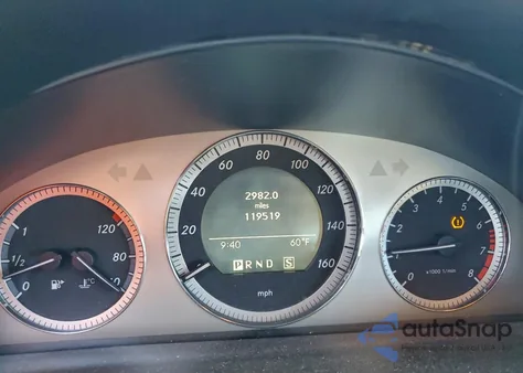 2010 Mercedes-Benz Glk 350 из США, поврежденный, VIN WDCGG5GB9AF337371